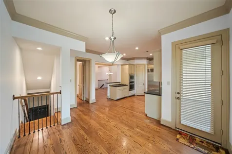 4607 Regent Manor Drive Kingwood TX 77345