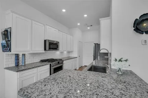 662 Aspen Falls Court Conroe TX 77304