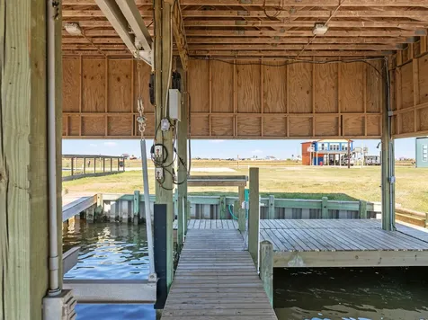 Lot 92 Private Road 675 Sargent TX 77414