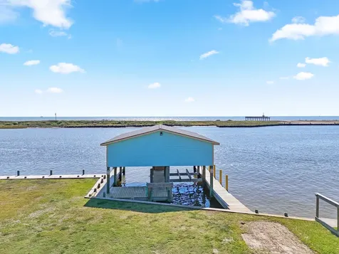 Lot 92 Private Road 675 Sargent TX 77414