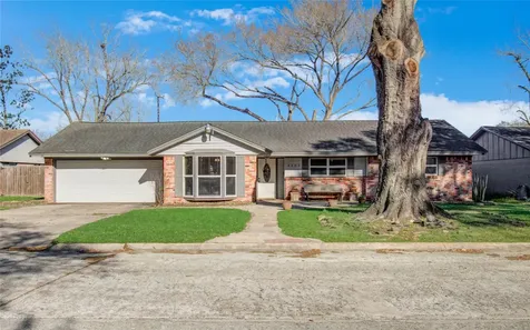 2303 Belvedere Drive Baytown TX 77520