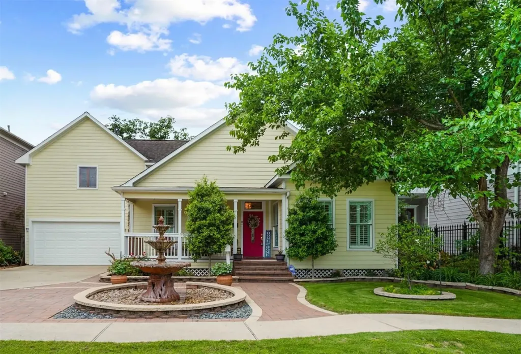 1327 Ashland Street Houston TX 77008