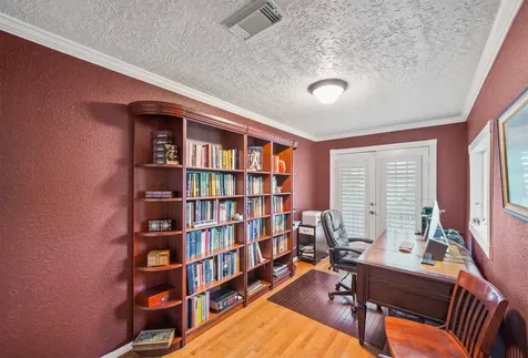 1327 Ashland Street Houston TX 77008