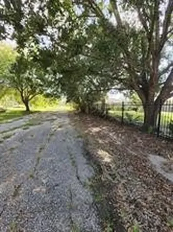 2200 Golden Avenue Bay City TX 77414