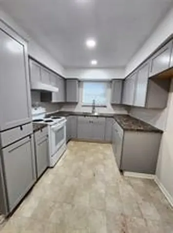 2200 Golden Avenue Bay City TX 77414