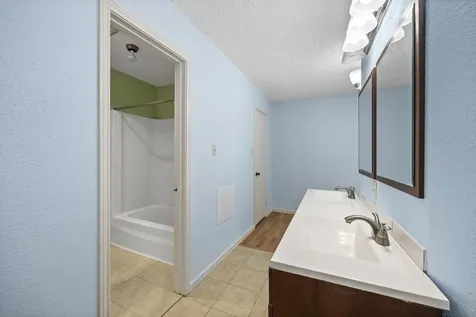 10831 Sandpiper Drive 188 Houston TX 77096