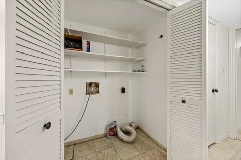 10831 Sandpiper Drive 188 Houston TX 77096