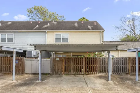 10831 Sandpiper Drive 188 Houston TX 77096
