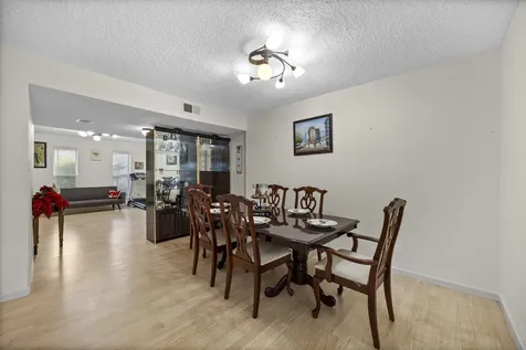 10831 Sandpiper Drive 188 Houston TX 77096