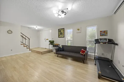 10831 Sandpiper Drive 188 Houston TX 77096