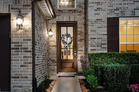 2111 Woodland Elm Lane Conroe TX 77384