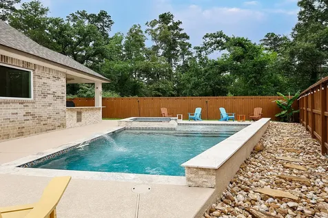 2111 Woodland Elm Lane Conroe TX 77384