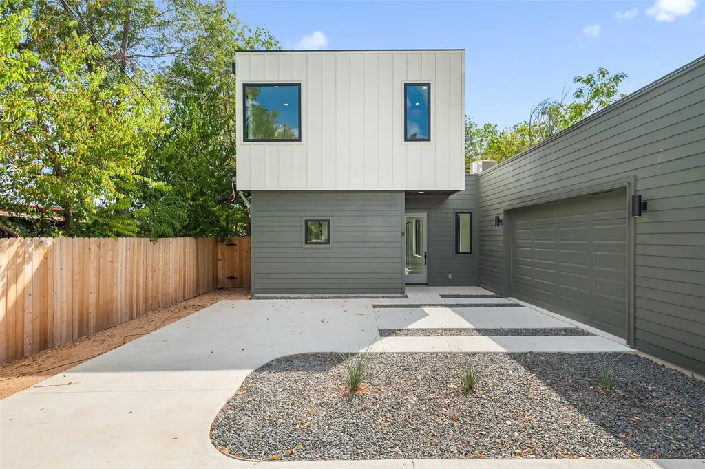 4407 Merle Drive B Austin TX 78745