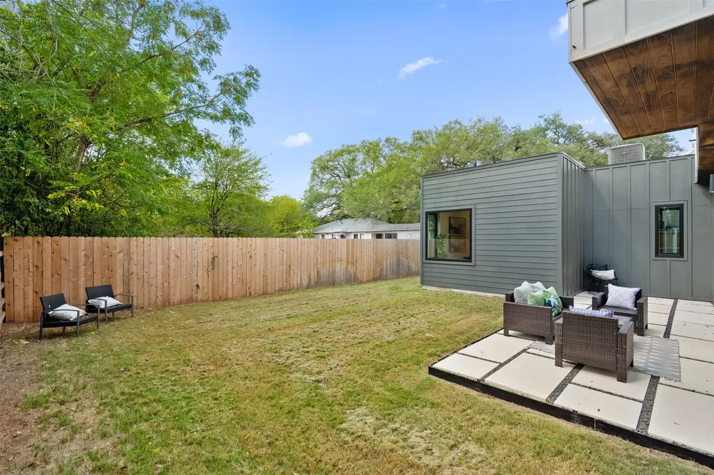 4407 Merle Drive B Austin TX 78745