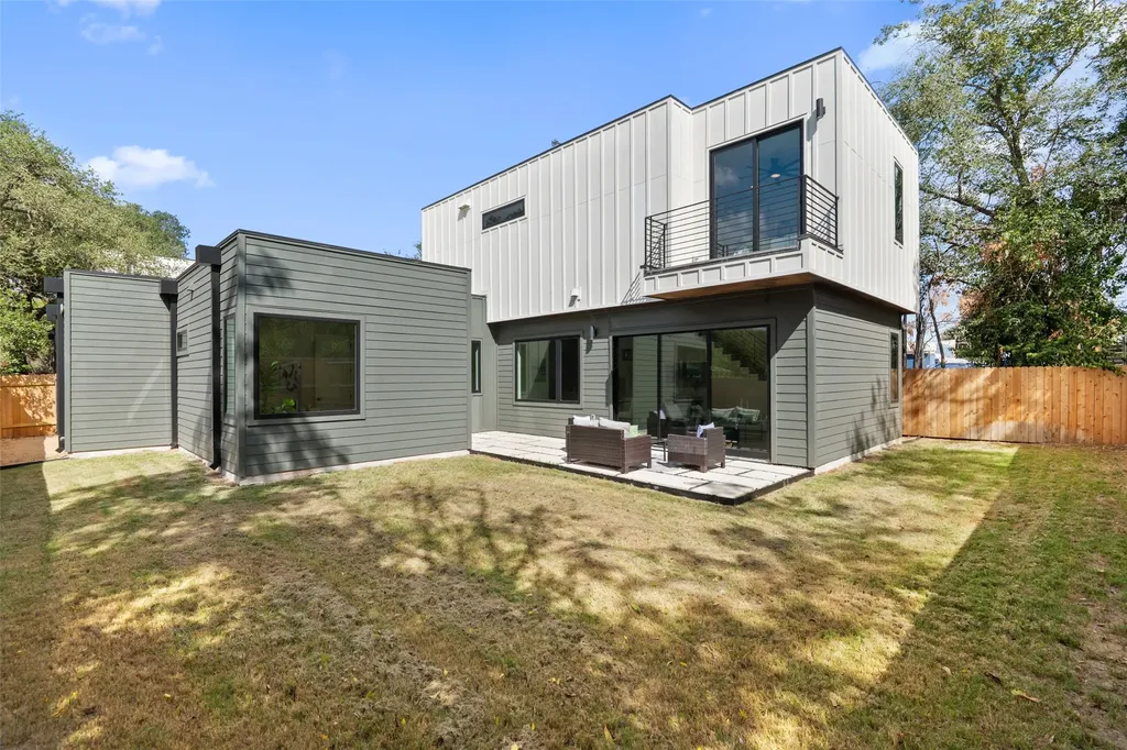 4407 Merle Drive B Austin TX 78745