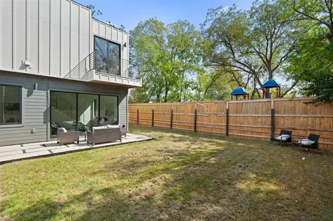 4407 Merle Drive B Austin TX 78745