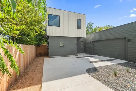 4407 Merle Drive B Austin TX 78745