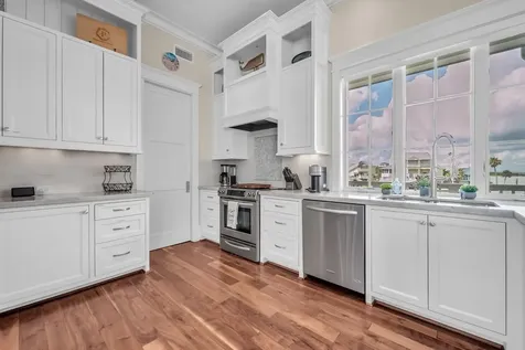3509 Petite Circle Galveston TX 77554