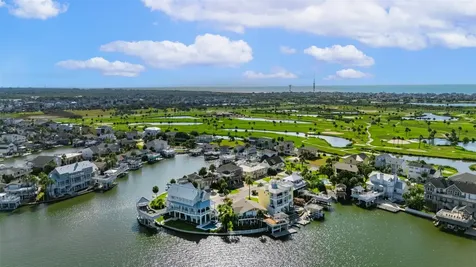 3509 Petite Circle Galveston TX 77554