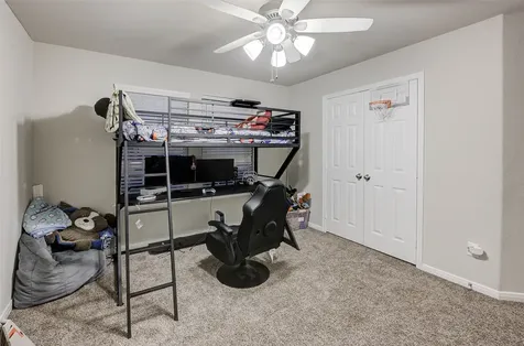 522 N 6th Street La Porte TX 77571