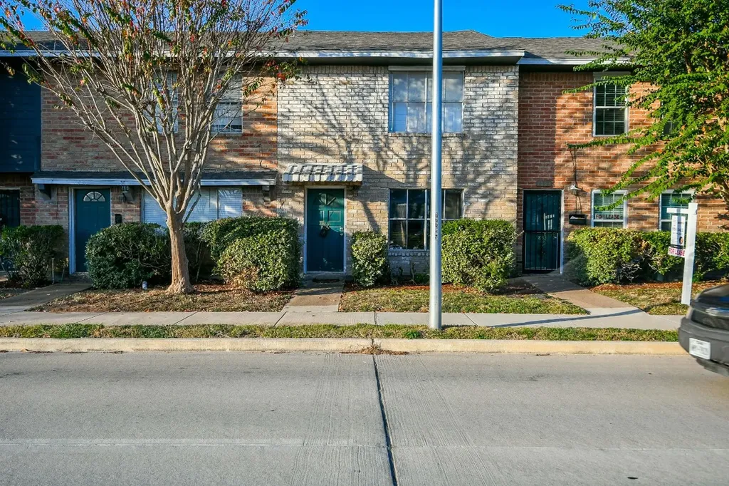 7851 Fuqua Street Houston TX 77075