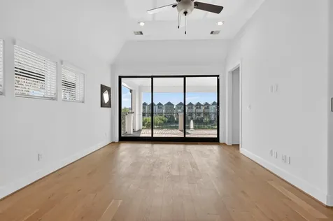 2713 Kinsley Oaks Drive Houston TX 77007