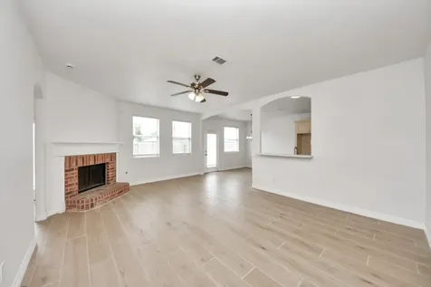 7925 Diamond Oak Drive Texas City TX 77591