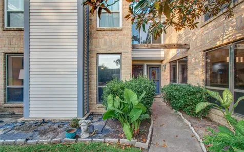 16707 Fernwood Way Houston TX 77058