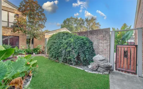 16707 Fernwood Way Houston TX 77058