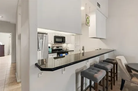3100 75th Street 13 Galveston TX 77551