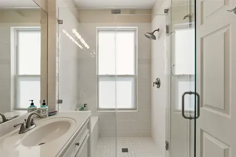 3100 75th Street 13 Galveston TX 77551