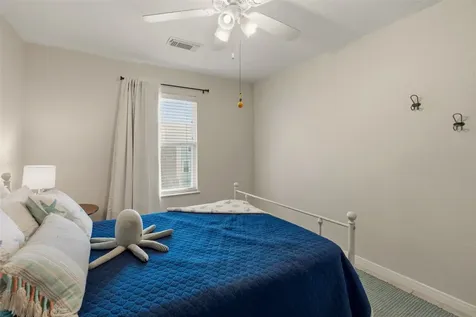 3100 75th Street 13 Galveston TX 77551