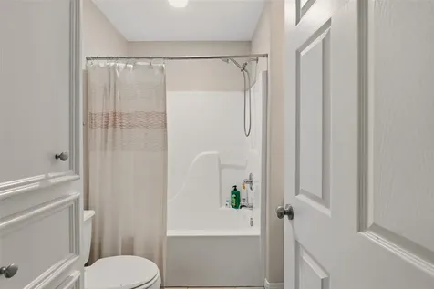 3100 75th Street 13 Galveston TX 77551
