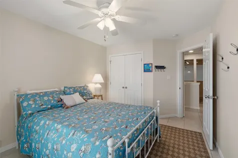3100 75th Street 13 Galveston TX 77551