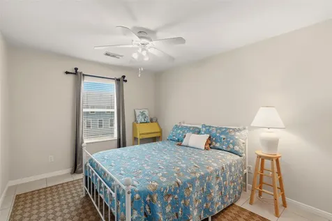 3100 75th Street 13 Galveston TX 77551