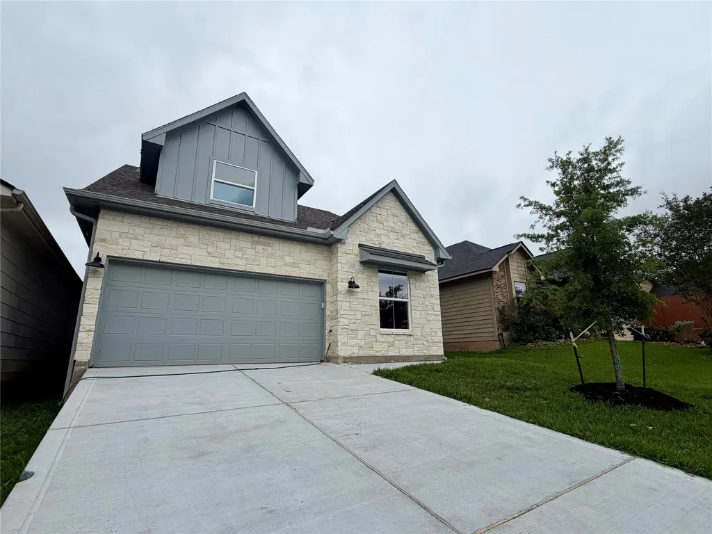 110 Cove Place Court Conroe TX 77356