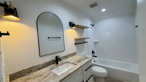 110 Cove Place Court Conroe TX 77356