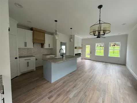 110 Cove Place Court Conroe TX 77356