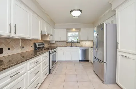 2624 Del Monte Avenue Bay City TX 77414