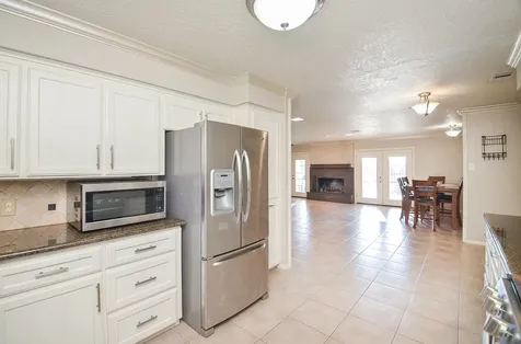 2624 Del Monte Avenue Bay City TX 77414