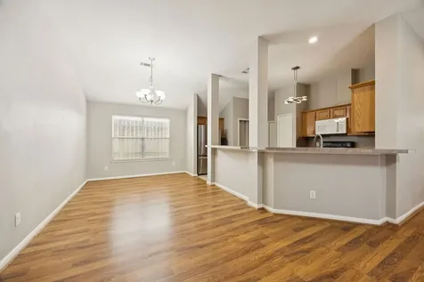 1863 Creek Drive Houston TX 77080