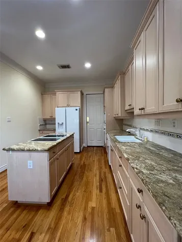 1929 Woodbury Street Houston TX 77030