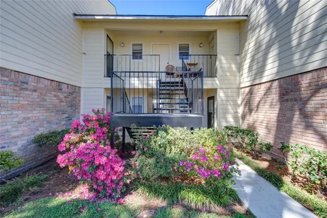 14515 Wunderlich Drive 1602 Houston TX 77069
