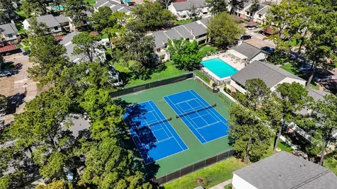 14515 Wunderlich Drive 1602 Houston TX 77069