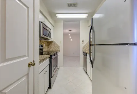 14515 Wunderlich Drive 1602 Houston TX 77069