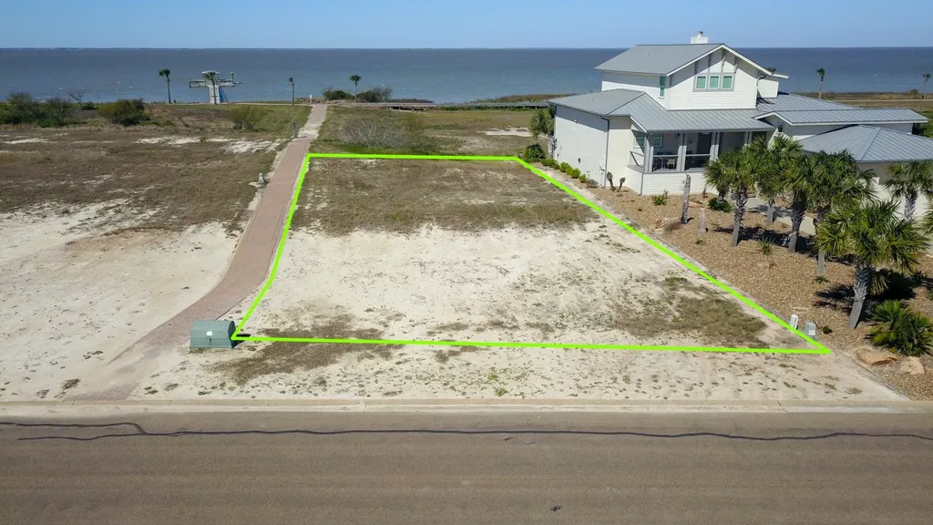 Lot 38 Blk 1 Bay Club Drive Seadrift TX 77983