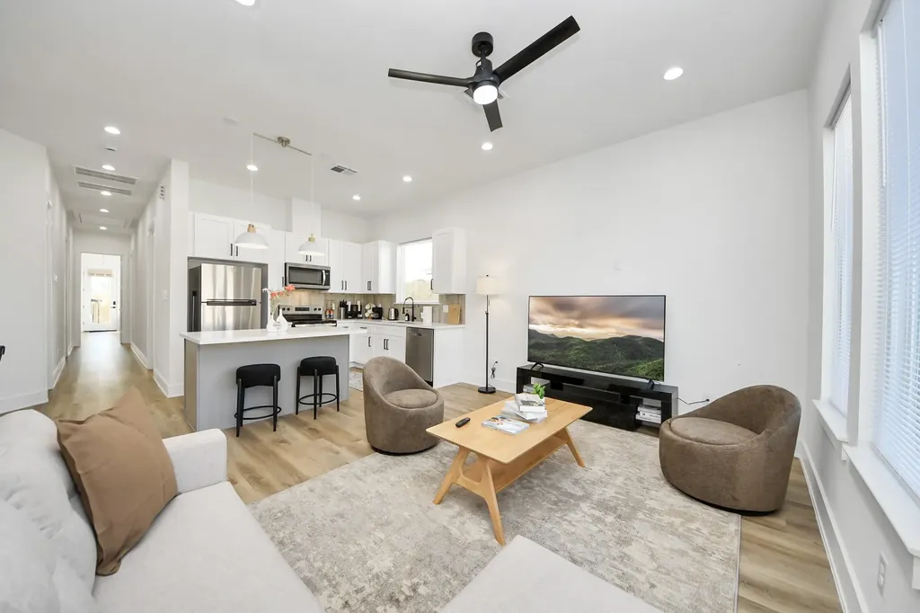 3907 Maggie Street Houston TX 77051