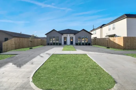 3907 Maggie Street Houston TX 77051