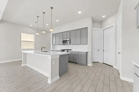 4025 Boardwalk Boulevard Seabrook TX 77586