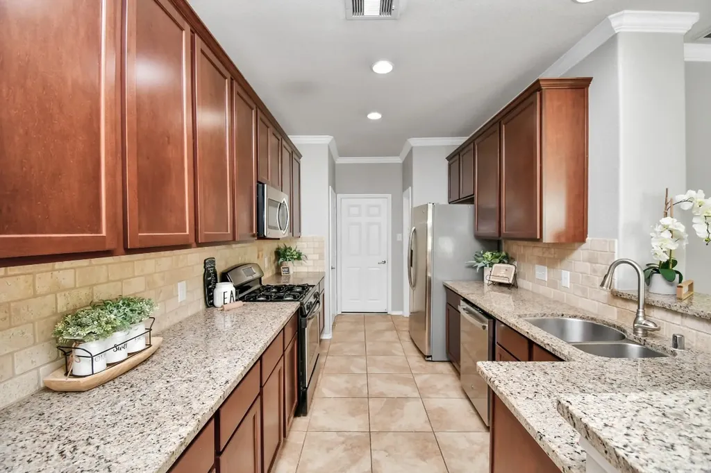 6426 Haywards Crossing South Circle Katy TX 77494
